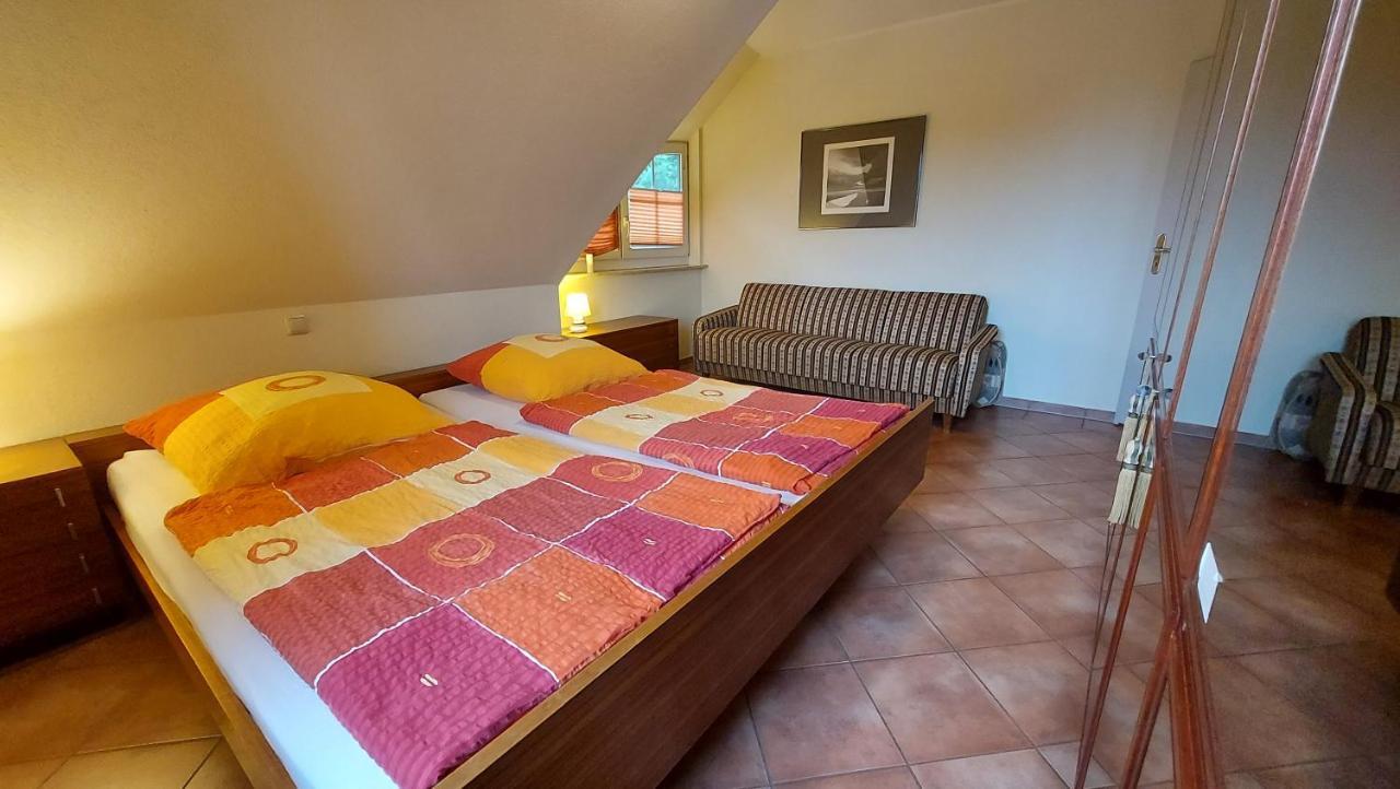Ferienwohnung Im Uhlenhuus Wiek auf Rügen Exteriér fotografie