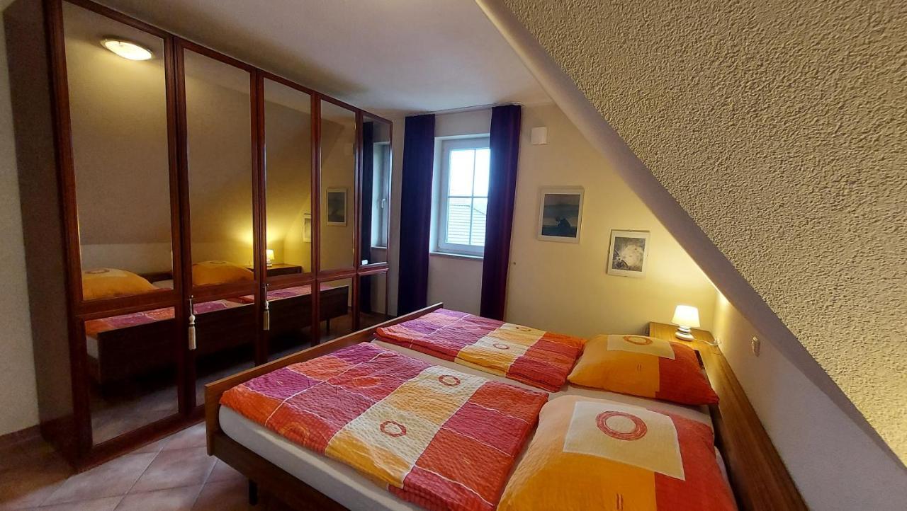 Ferienwohnung Im Uhlenhuus Wiek auf Rügen Exteriér fotografie