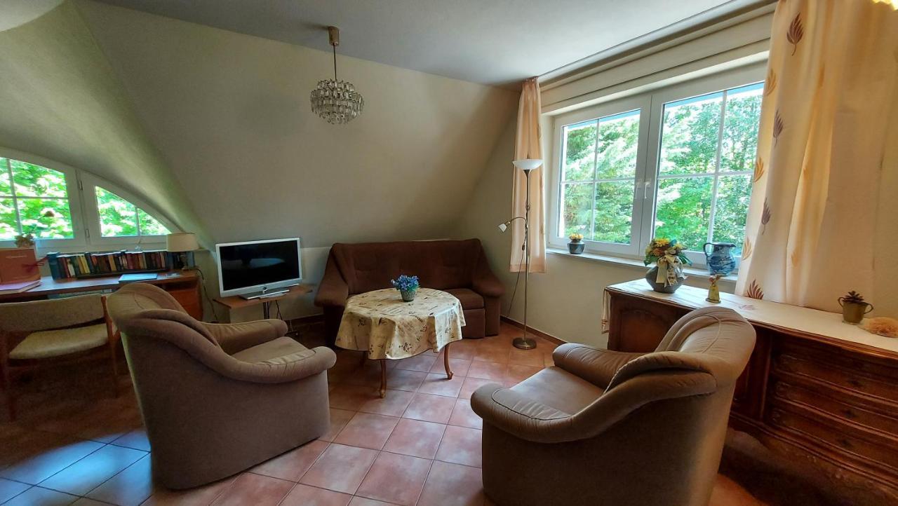 Ferienwohnung Im Uhlenhuus Wiek auf Rügen Exteriér fotografie